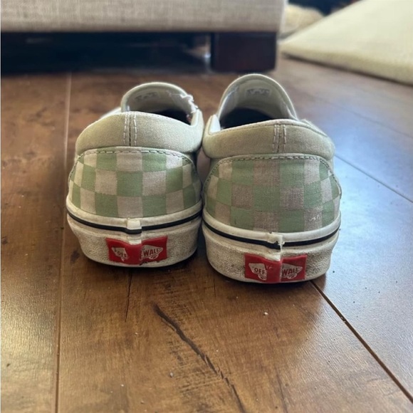 VANS CLASSIC SLIP-ON CHECKERBOARD SHOE - Picture 3 of 3